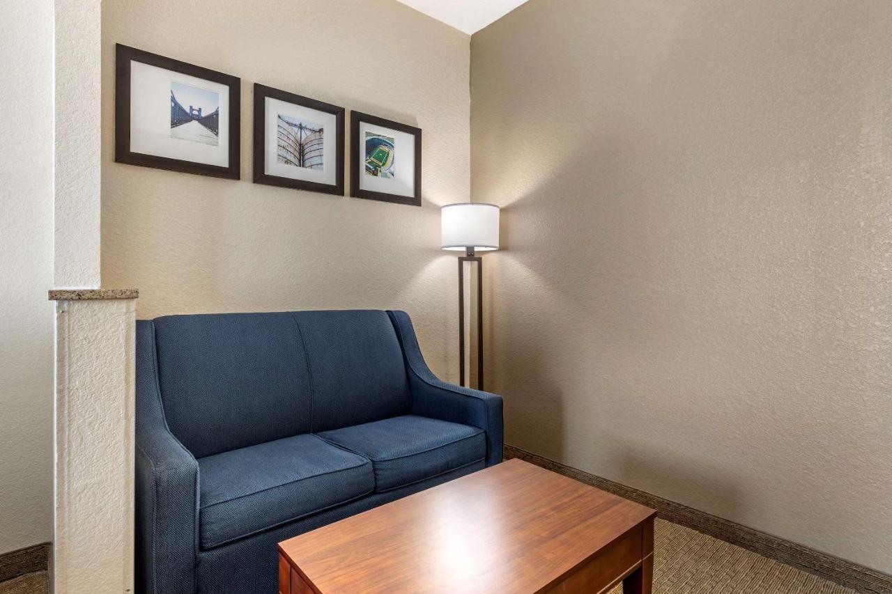 Comfort Suites Waco Near University Area Exteriér fotografie