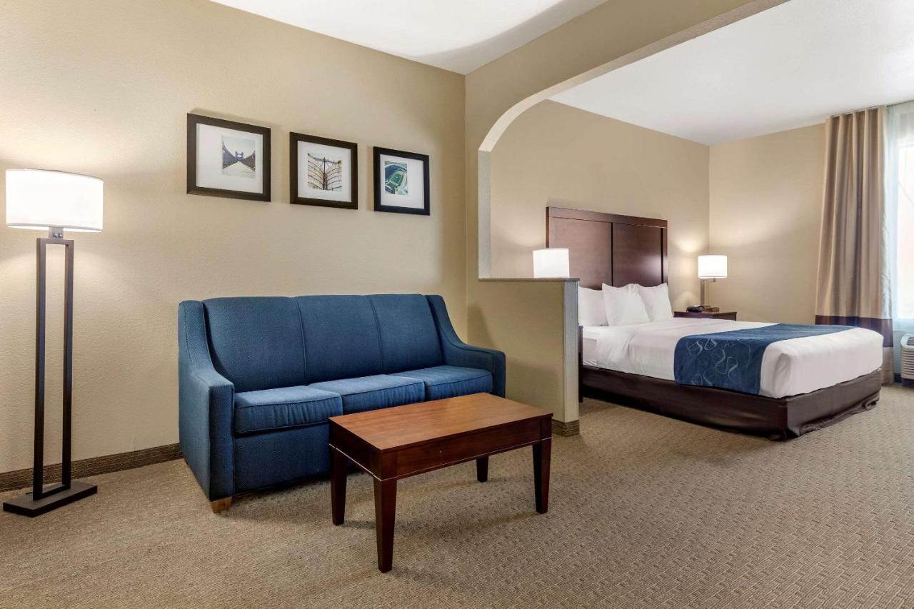 Comfort Suites Waco Near University Area Exteriér fotografie