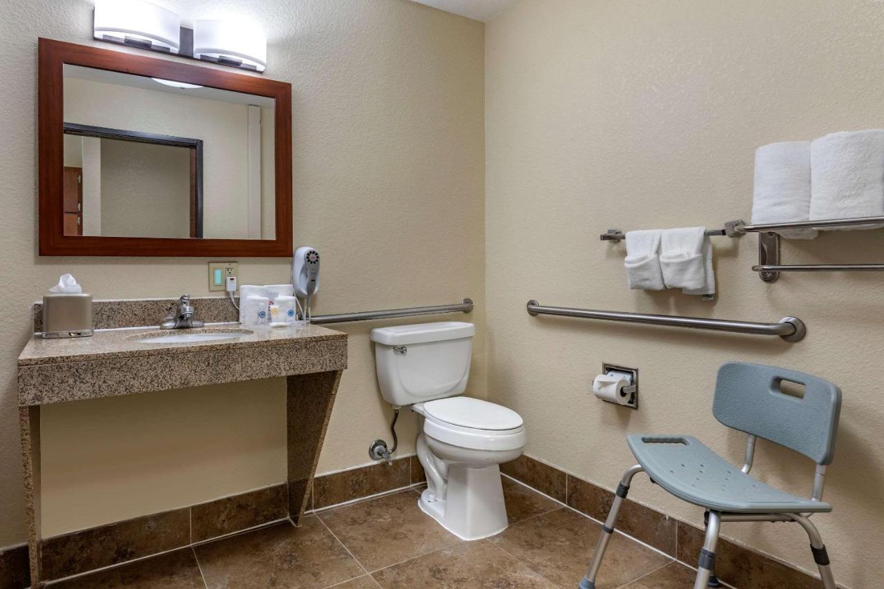 Comfort Suites Waco Near University Area Exteriér fotografie