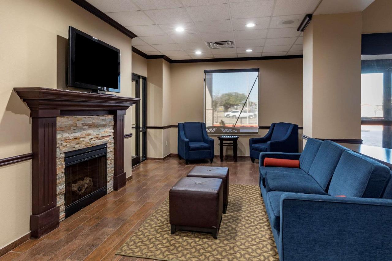 Comfort Suites Waco Near University Area Exteriér fotografie